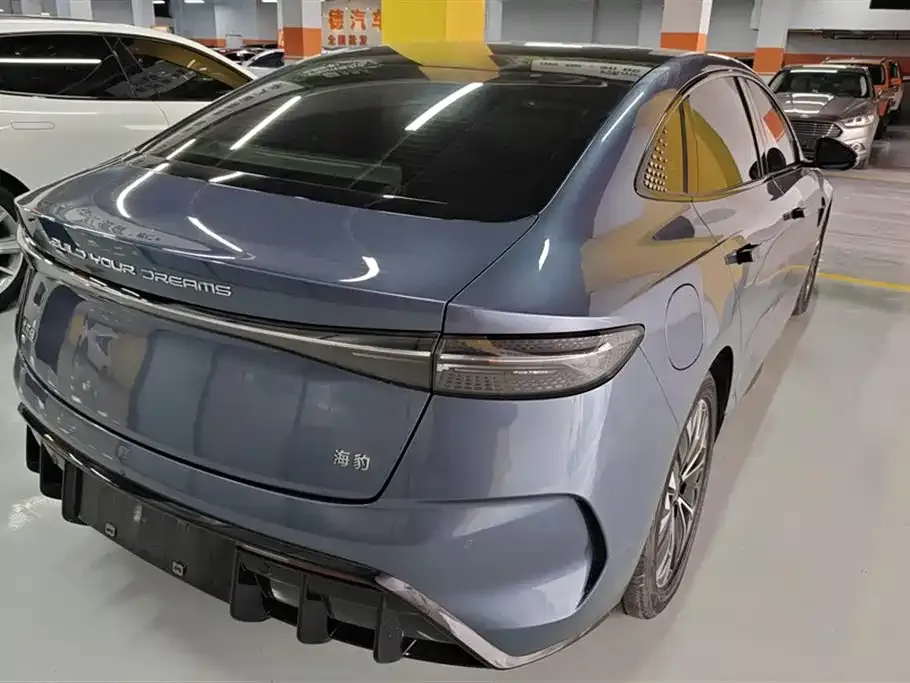 BYD Seal — фото 6