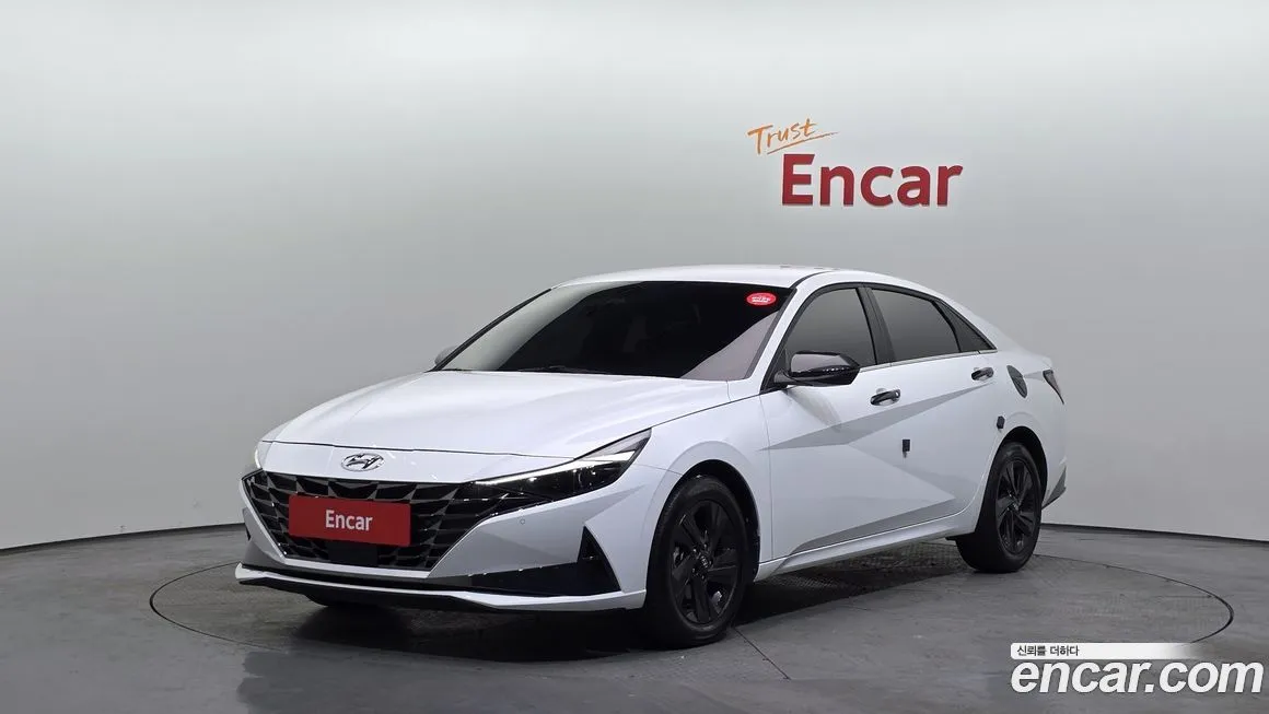 Hyundai AVANTE 2023 из KR, фото 1