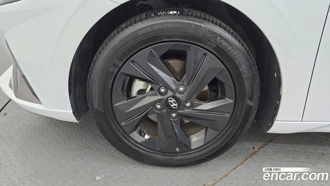 Hyundai AVANTE 2023 из KR, фото 6
