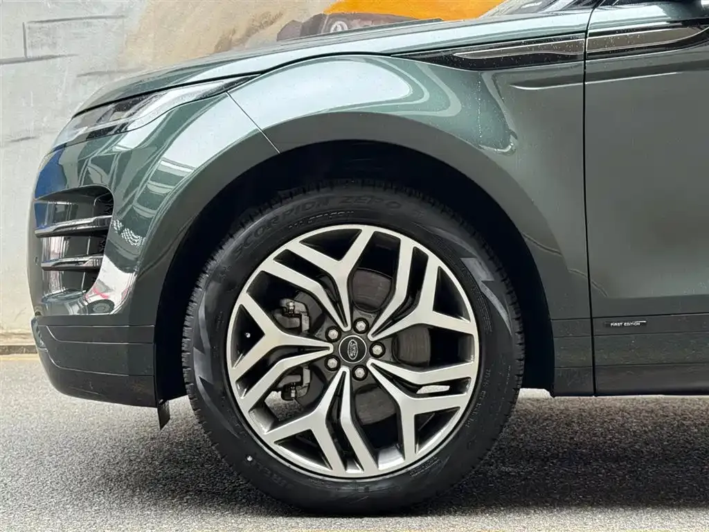 Land Rover Evoque — фото 9