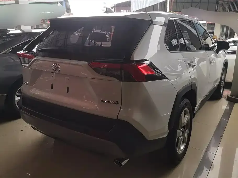 Toyota RAV4 2021 из CN, фото 8