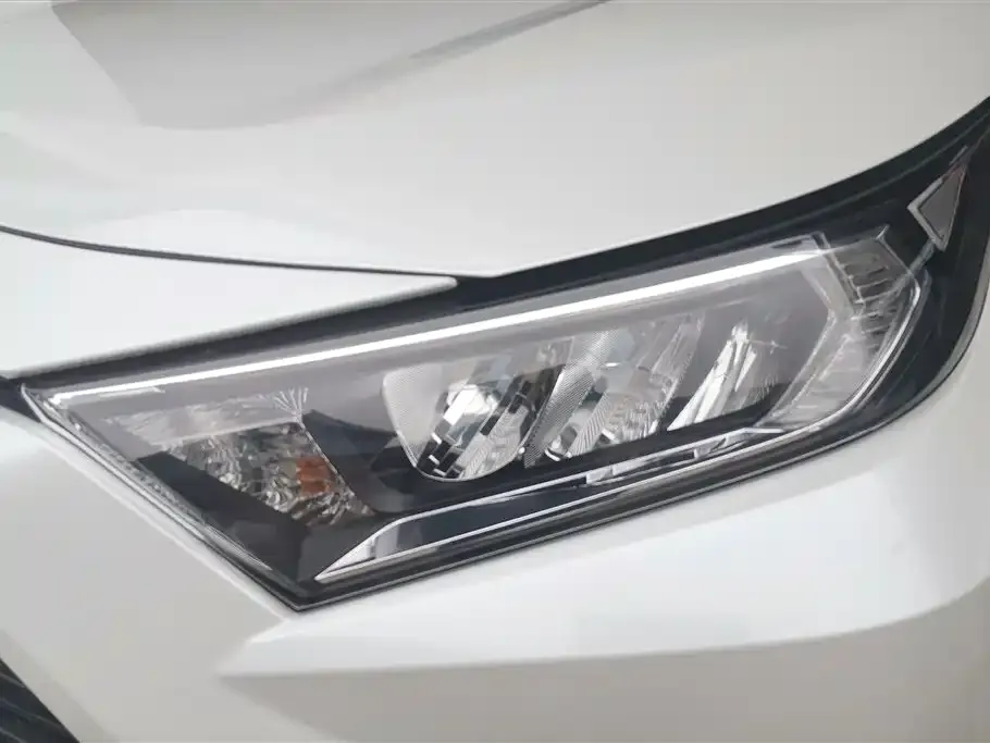 Toyota RAV4 2021 из CN, фото 3