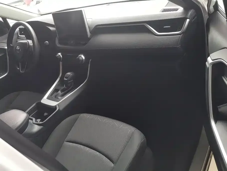 Toyota RAV4 2021 из CN, фото 5