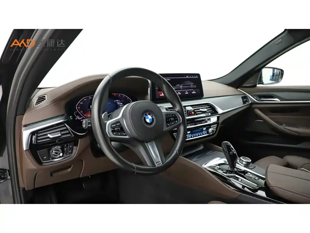 BMW 5 Series — фото 2