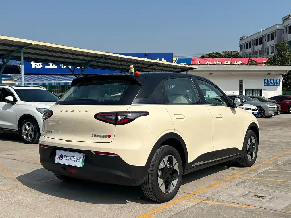 Geely Starburst — фото 9