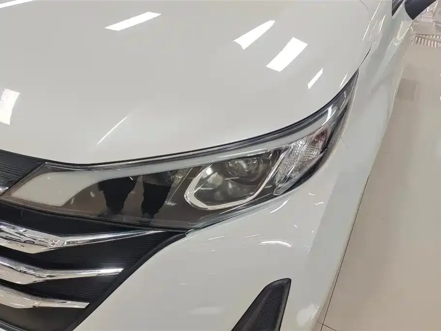 GAC Motor Trumpchi M6 — фото 7