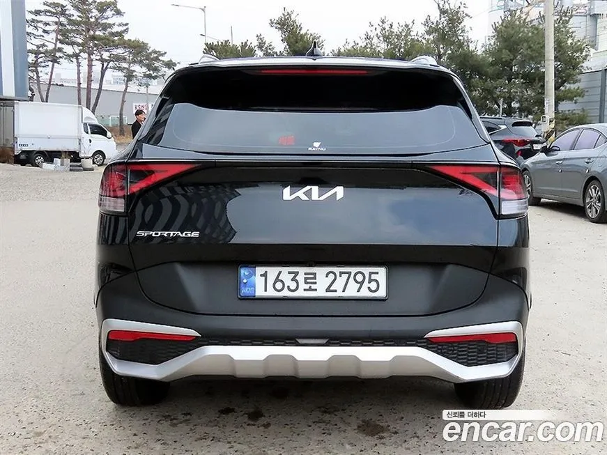 Kia Sportage — фото 8