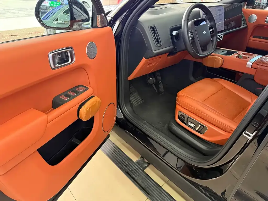 Li Auto L8 2023 из CN, фото 3