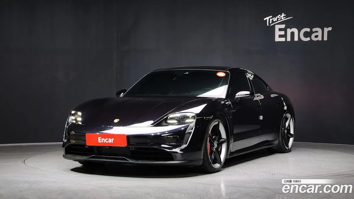 Porsche Taycan 2021 из KR, фото 1