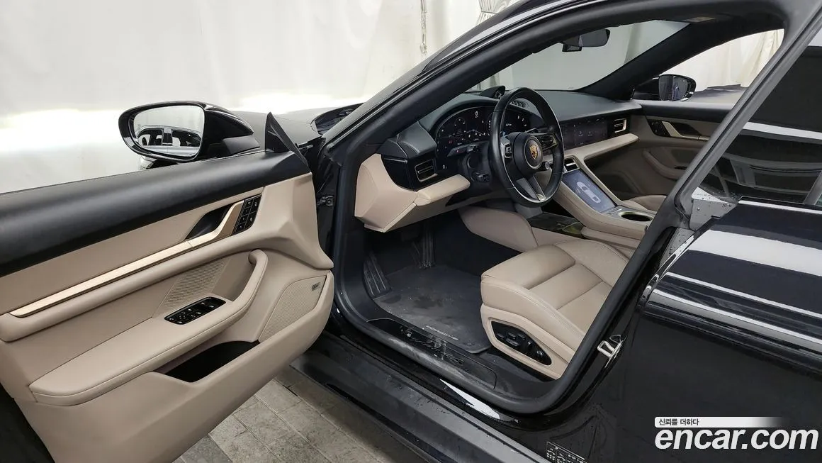 Porsche Taycan 2021 из KR, фото 10