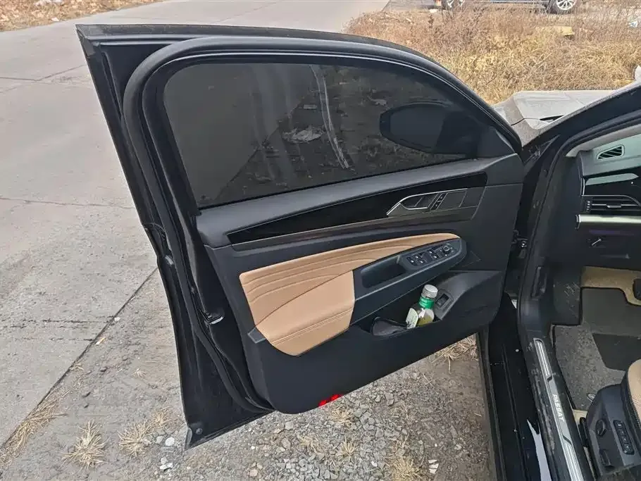 Volkswagen Passat — фото 10