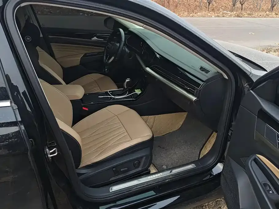 Volkswagen Passat — фото 9