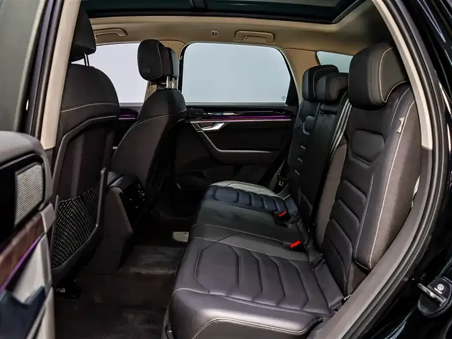 Volkswagen Touareg 2024 из CN, фото 10