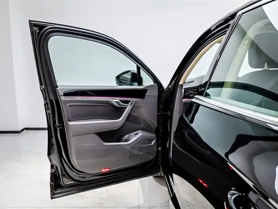 Volkswagen Touareg 2024 из CN, фото 8