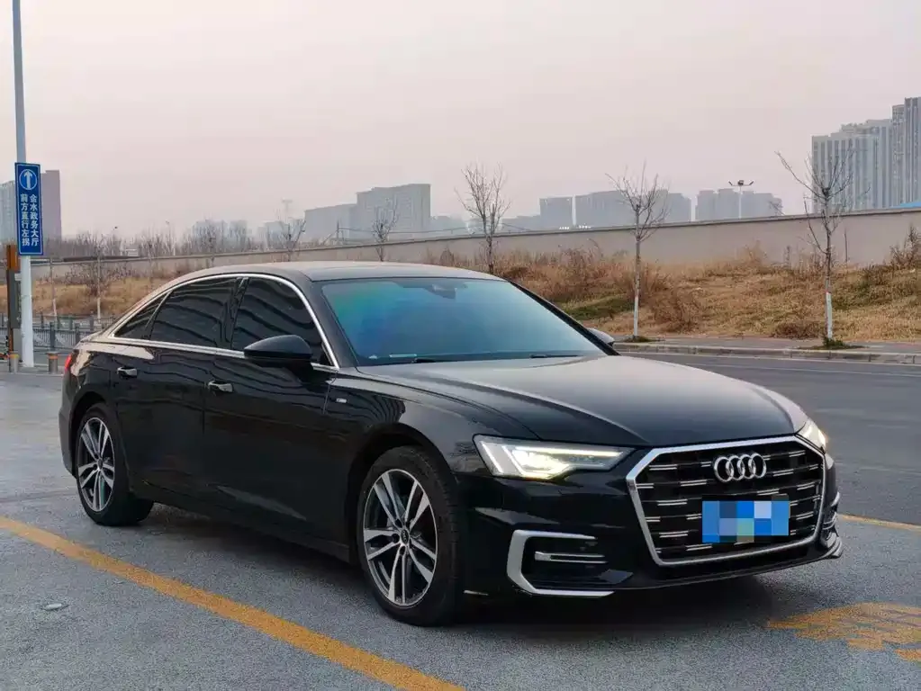 Audi A6L 2023 из CN, фото 6