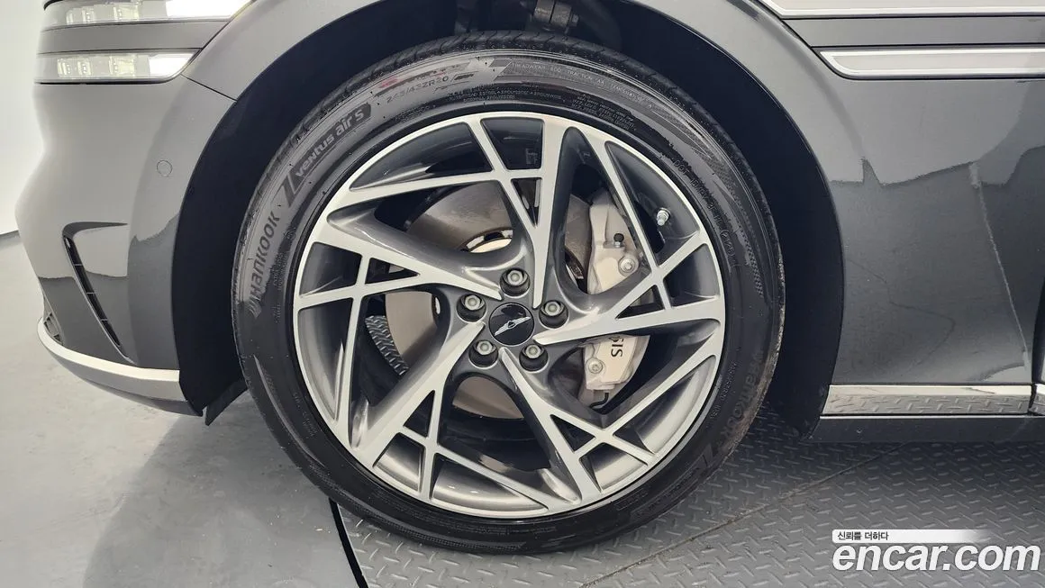 Genesis G90 2023 из KR, фото 8
