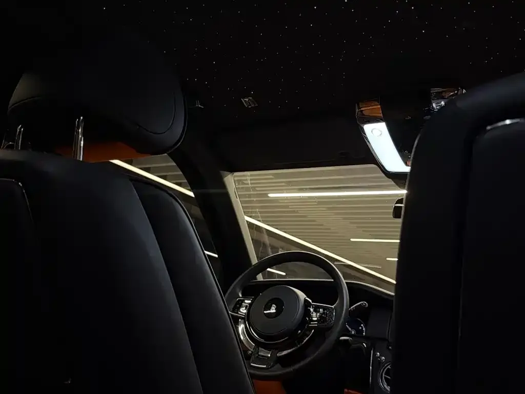 Rolls-Royce Cullinan 2021 из CN, фото 2