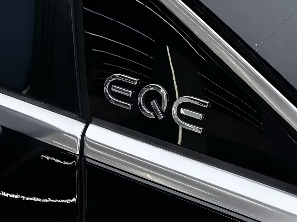 Mercedes-Benz EQE 2024 из CN, фото 2