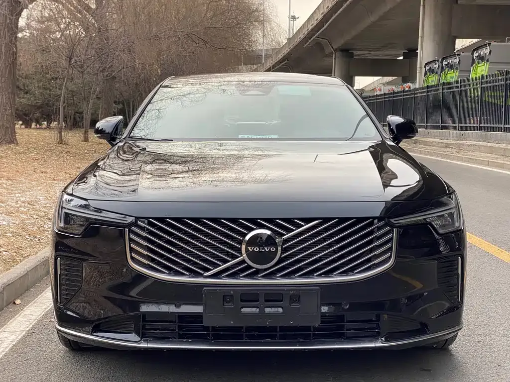 Volvo S90 2026 из CN, фото 9