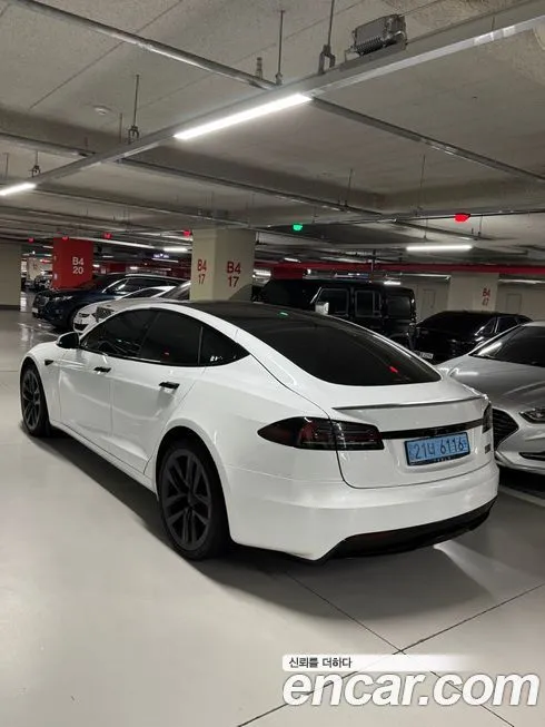 Tesla Model S 2023 из KR, фото 9