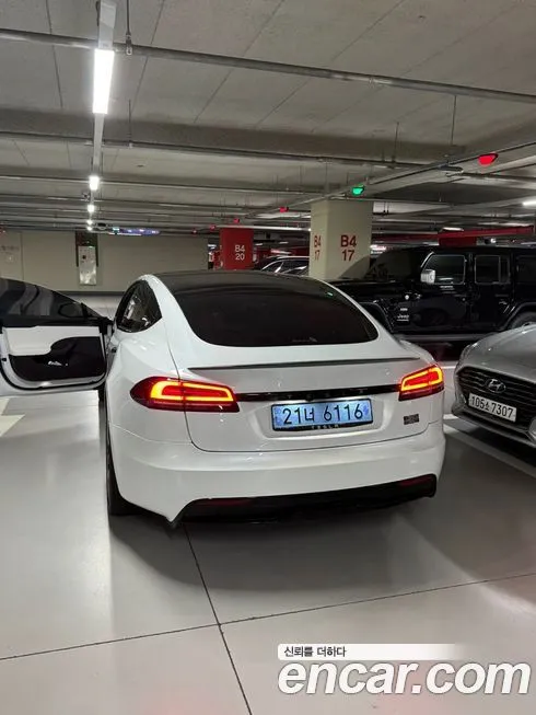 Tesla Model S 2023 из KR, фото 8