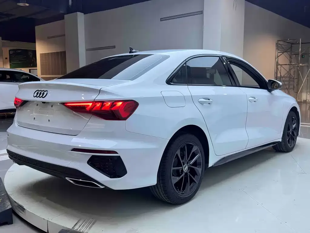 Audi A3 2022 из CN, фото 9