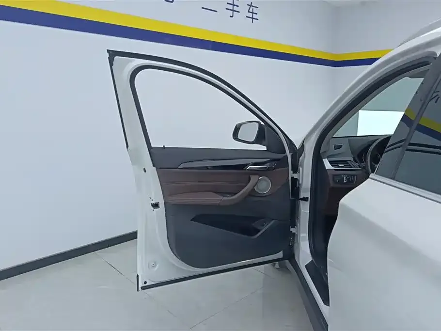 BMW X1 2023 из CN, фото 2