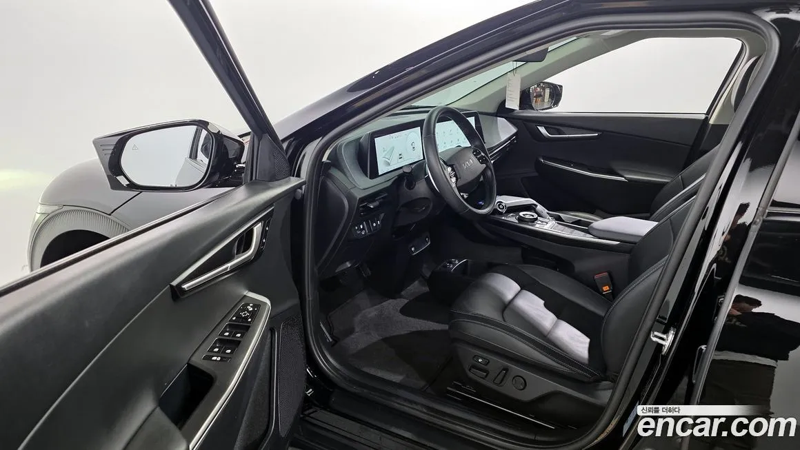 Kia EV6 2023 из KR, фото 8