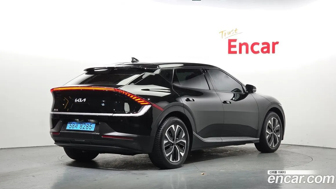 Kia EV6 2023 из KR, фото 6