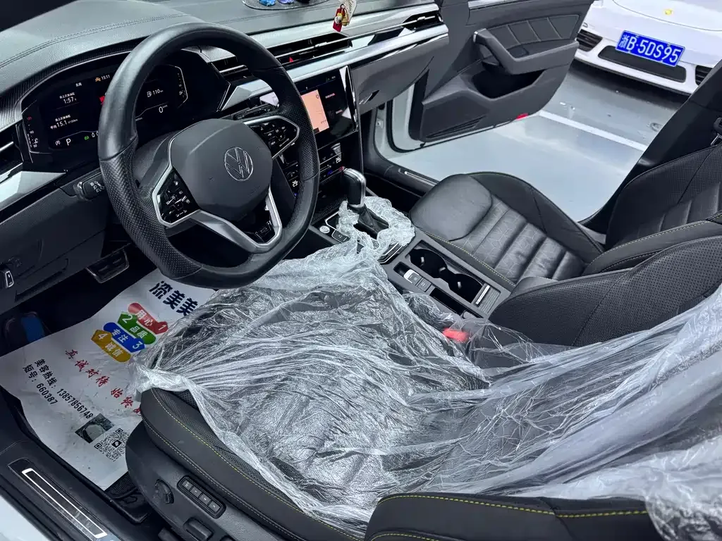 Volkswagen CC 2023 из CN, фото 9