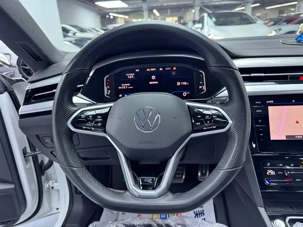 Volkswagen CC 2023 из CN, фото 6