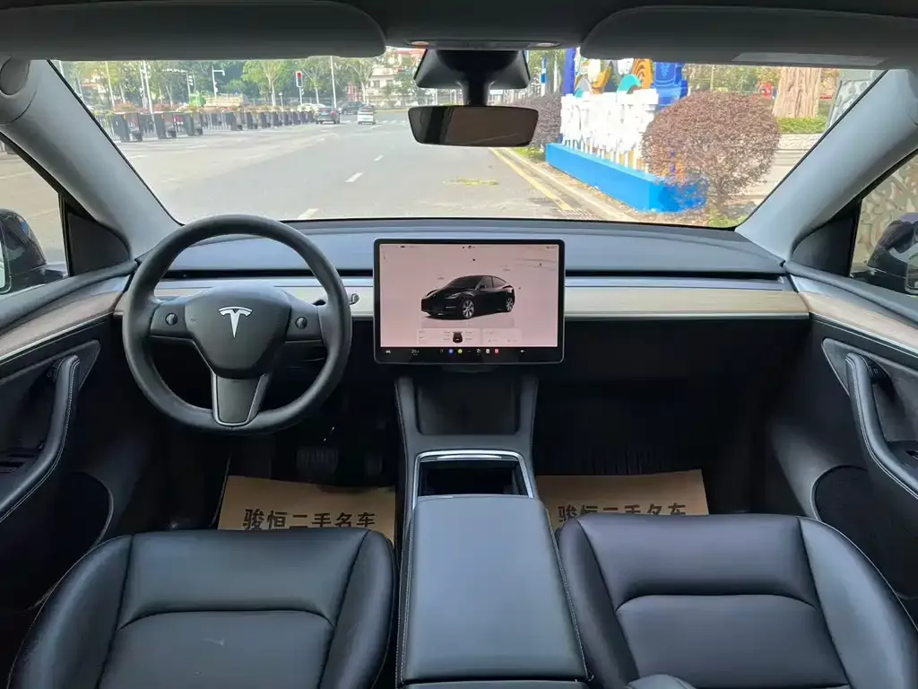 Tesla Model Y 2023 из CN, фото 8