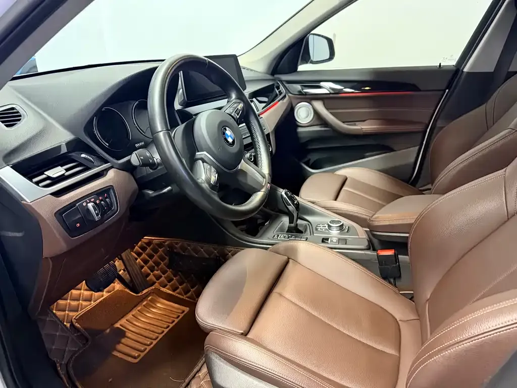 BMW X1 2021 из CN, фото 6