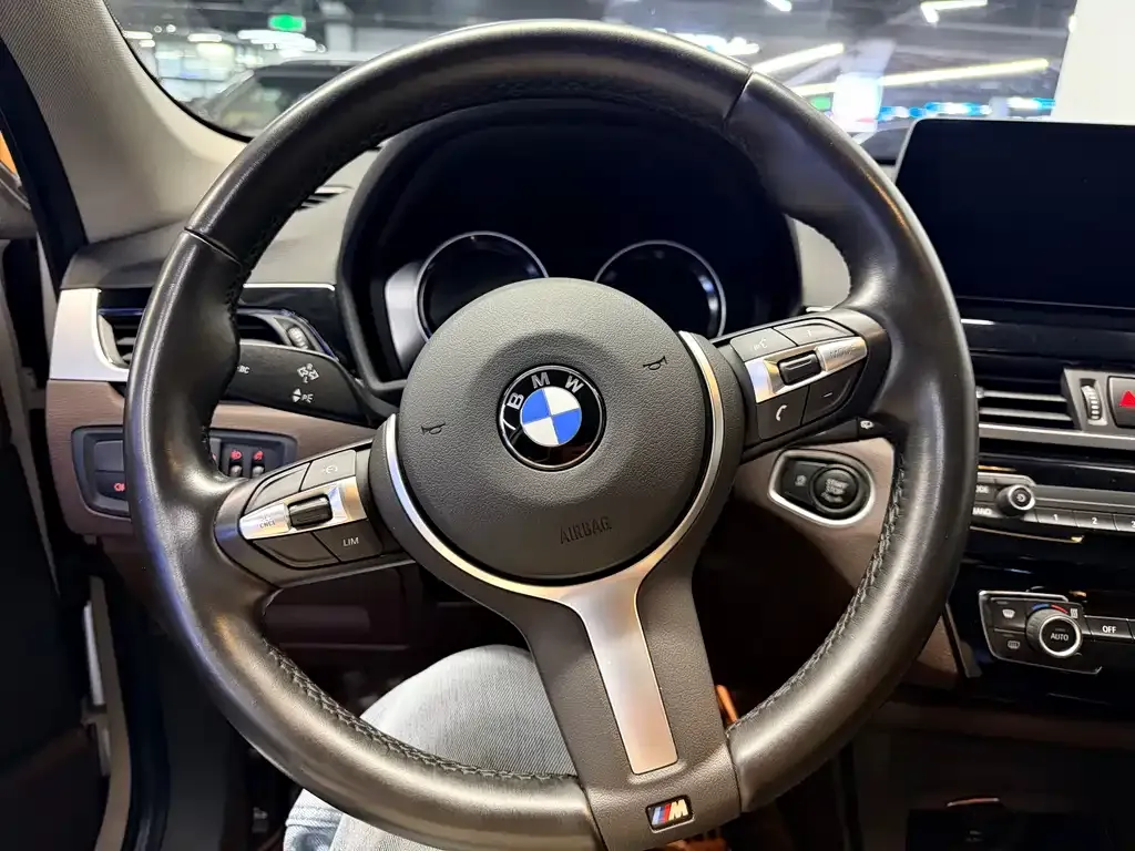 BMW X1 2021 из CN, фото 10