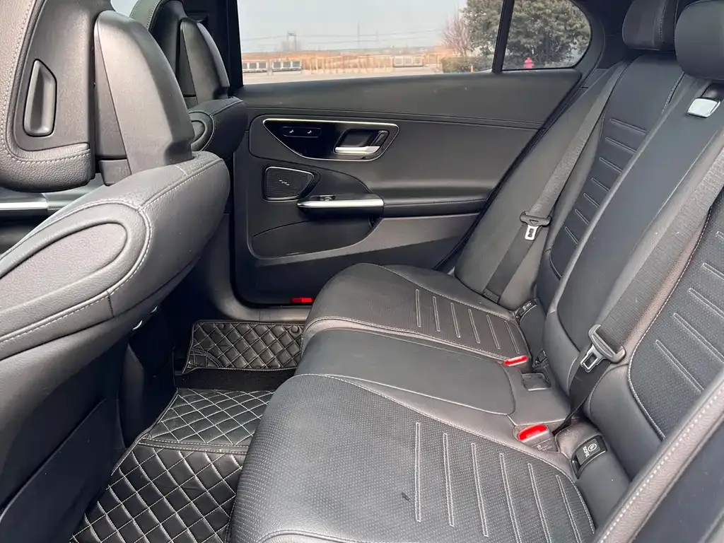 Mercedes-Benz C-Class 2023 из CN, фото 7