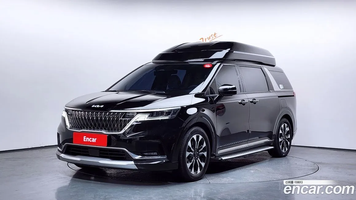 Kia Carnival — фото 1