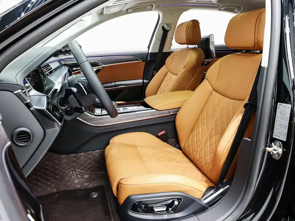 Audi A8 2025 из CN, фото 8