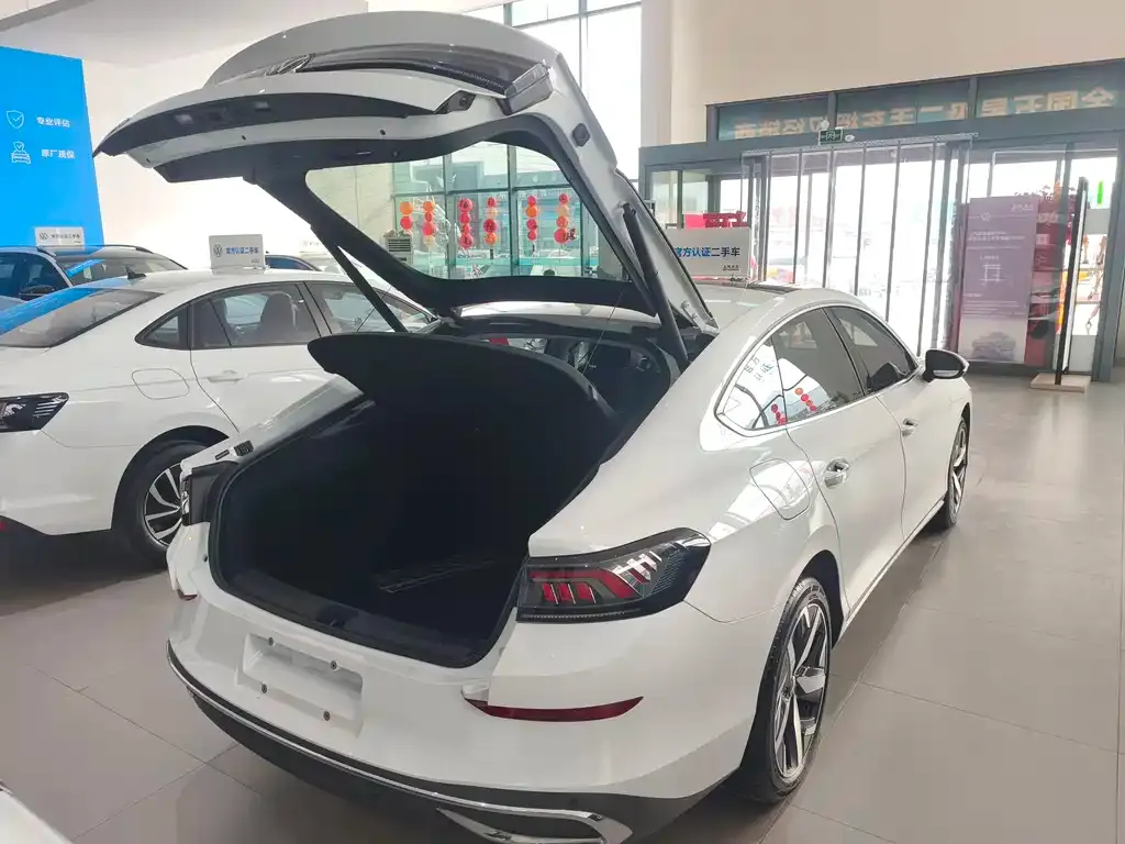 Volkswagen Lamando 2024 из CN, фото 3
