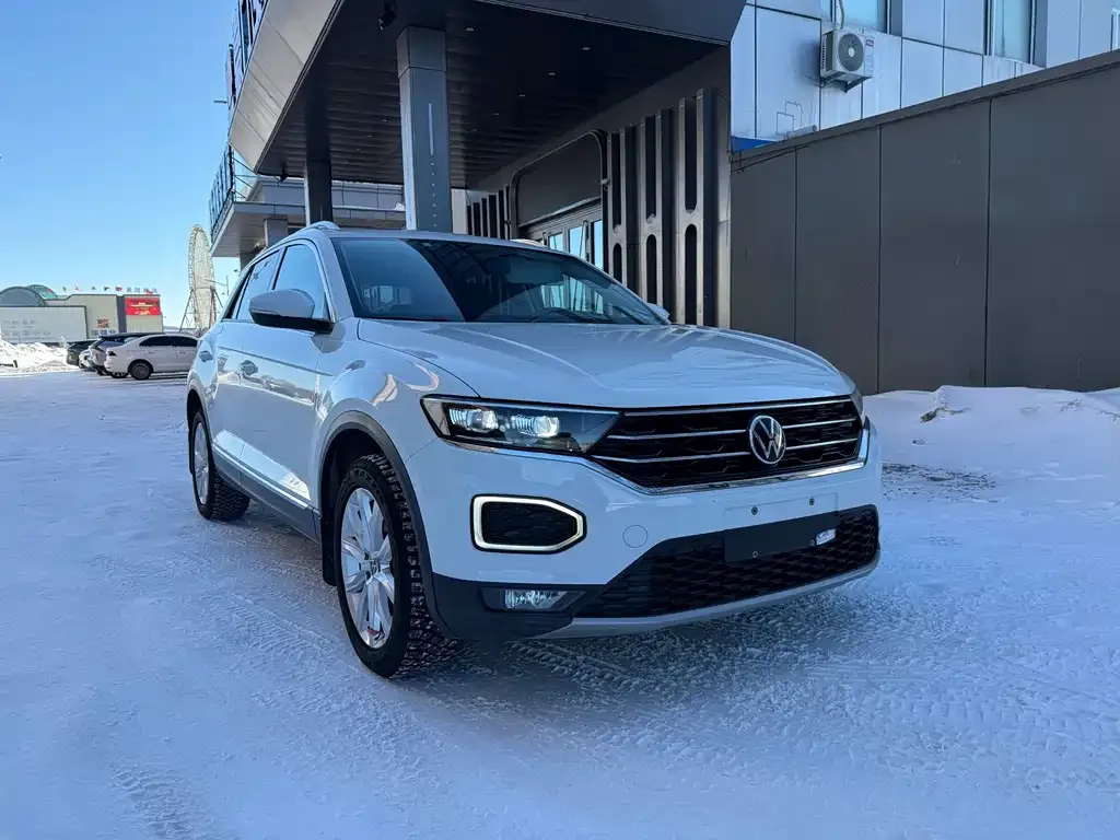 Volkswagen T-Roc 2022 из CN, фото 2