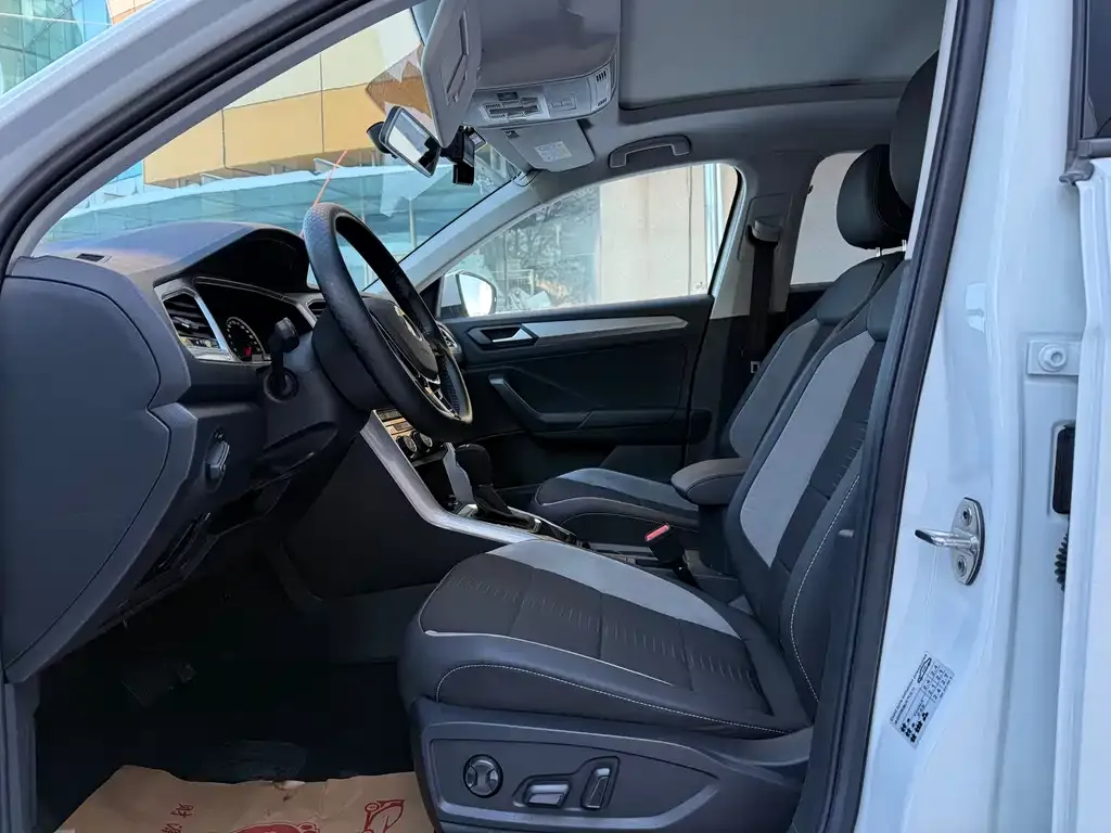Volkswagen T-Roc 2022 из CN, фото 3