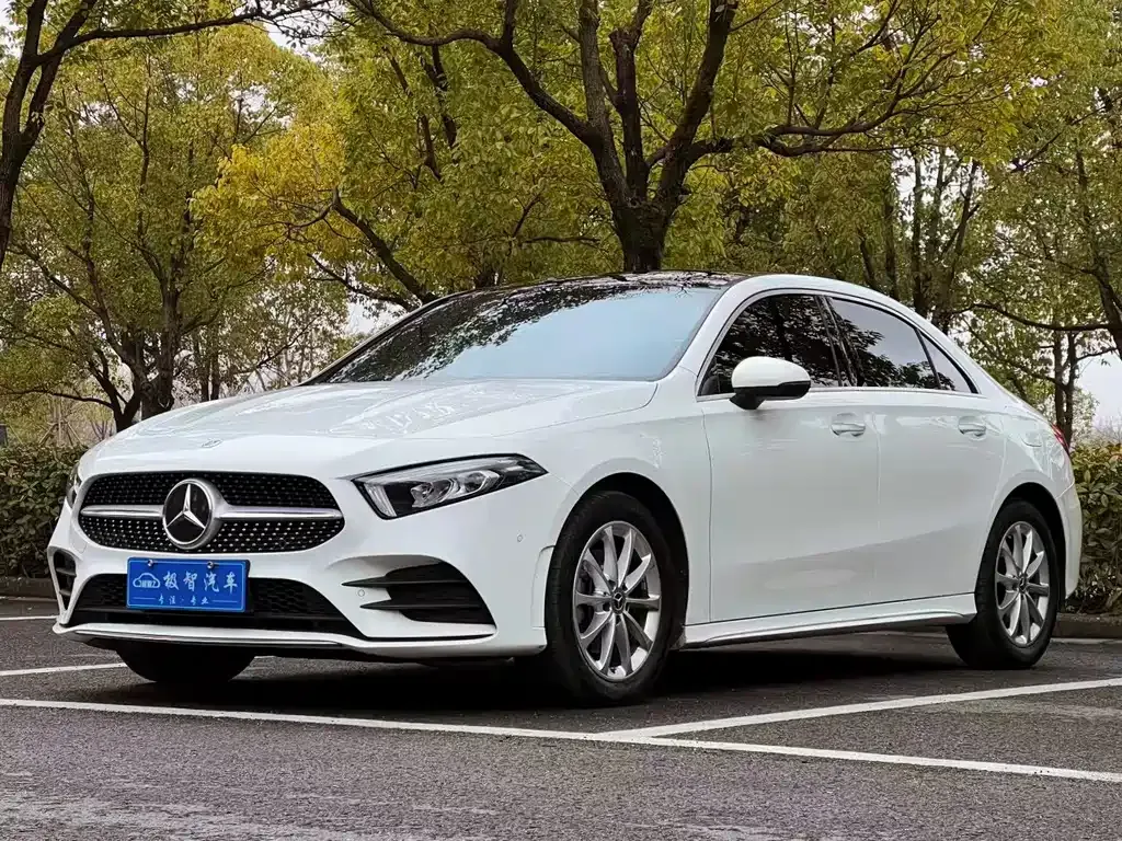 Mercedes-Benz A-Class — фото 1