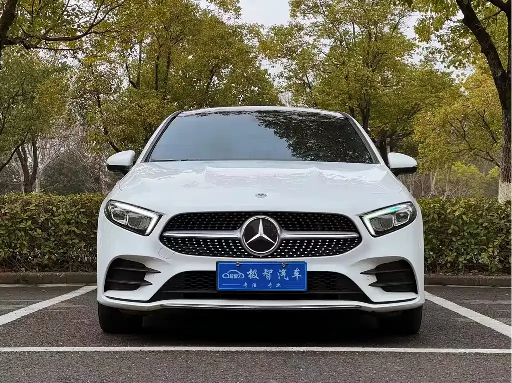 Mercedes-Benz A-Class — фото 8