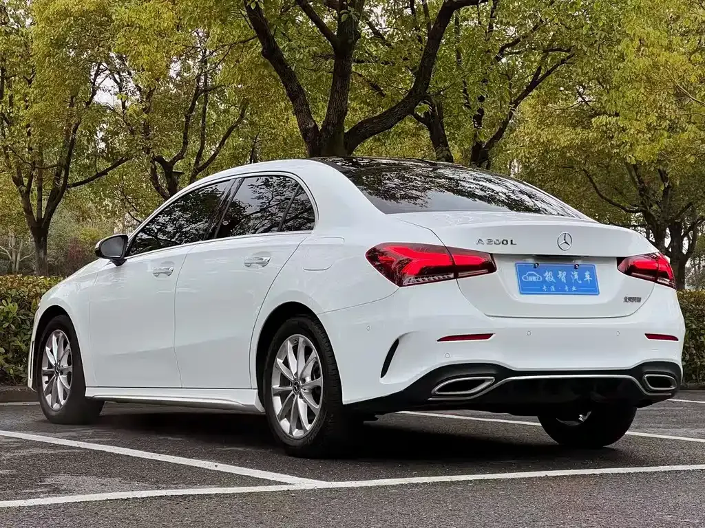 Mercedes-Benz A-Class — фото 7