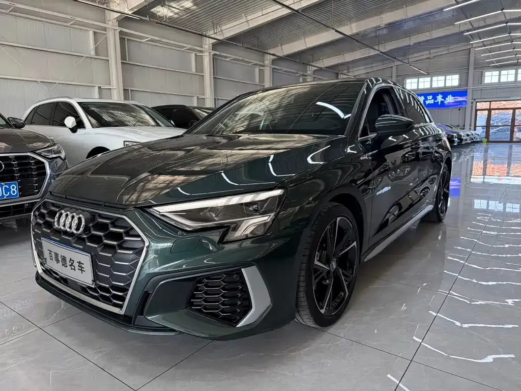 Audi A3 2022 из CN, фото 1