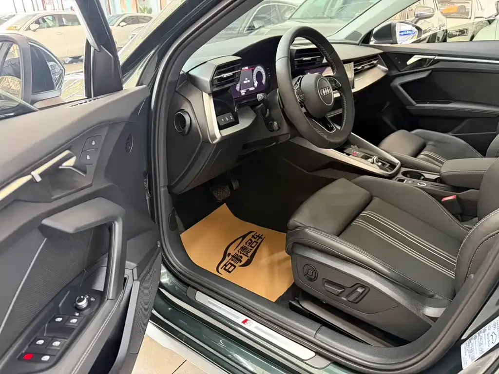 Audi A3 2022 из CN, фото 6
