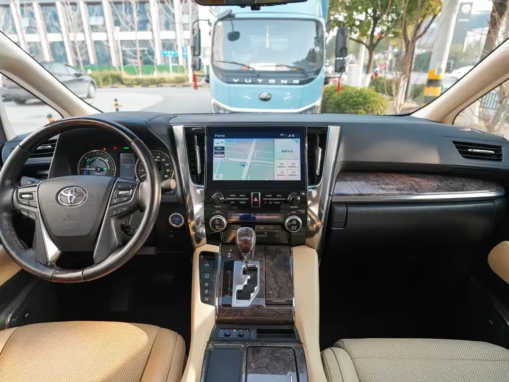 Toyota Vellfire 2022 из CN, фото 7