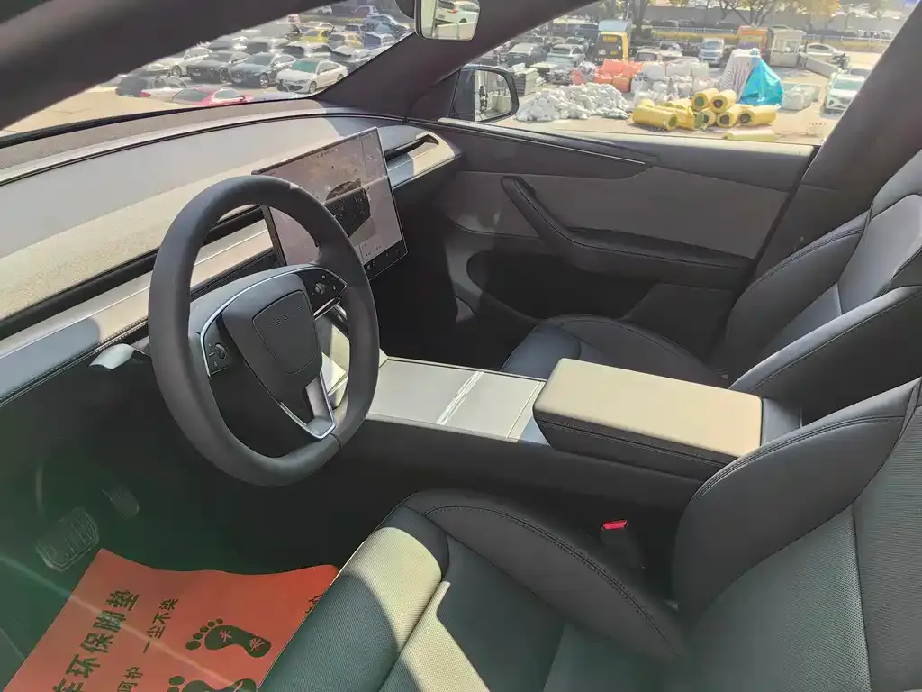 Tesla Model Y 2026 из CN, фото 7
