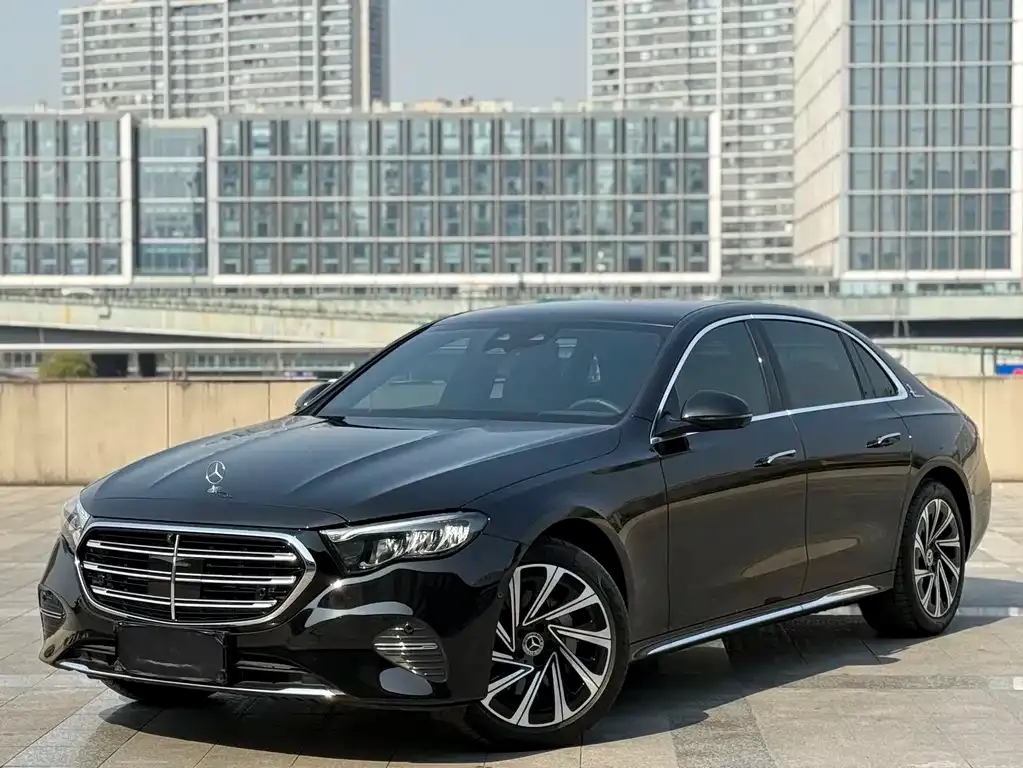 Mercedes-Benz E-Class 2025 из CN, фото 1