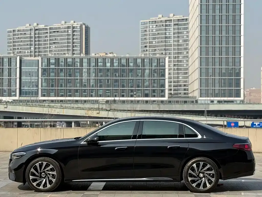 Mercedes-Benz E-Class 2025 из CN, фото 7