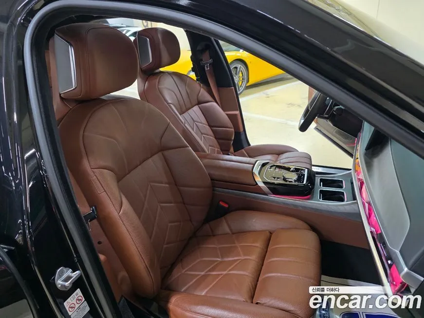 BMW 7-Series 2023 из KR, фото 2